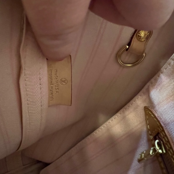 Authentic Louis Vuitton Neverfull MM, wristlet and wallet - Picture 4 of 16